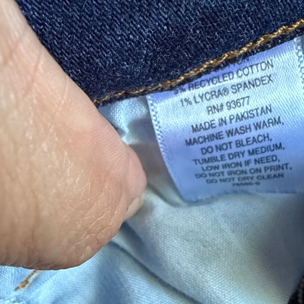 Men's BlueMutual Weave The Bootcut Jeans